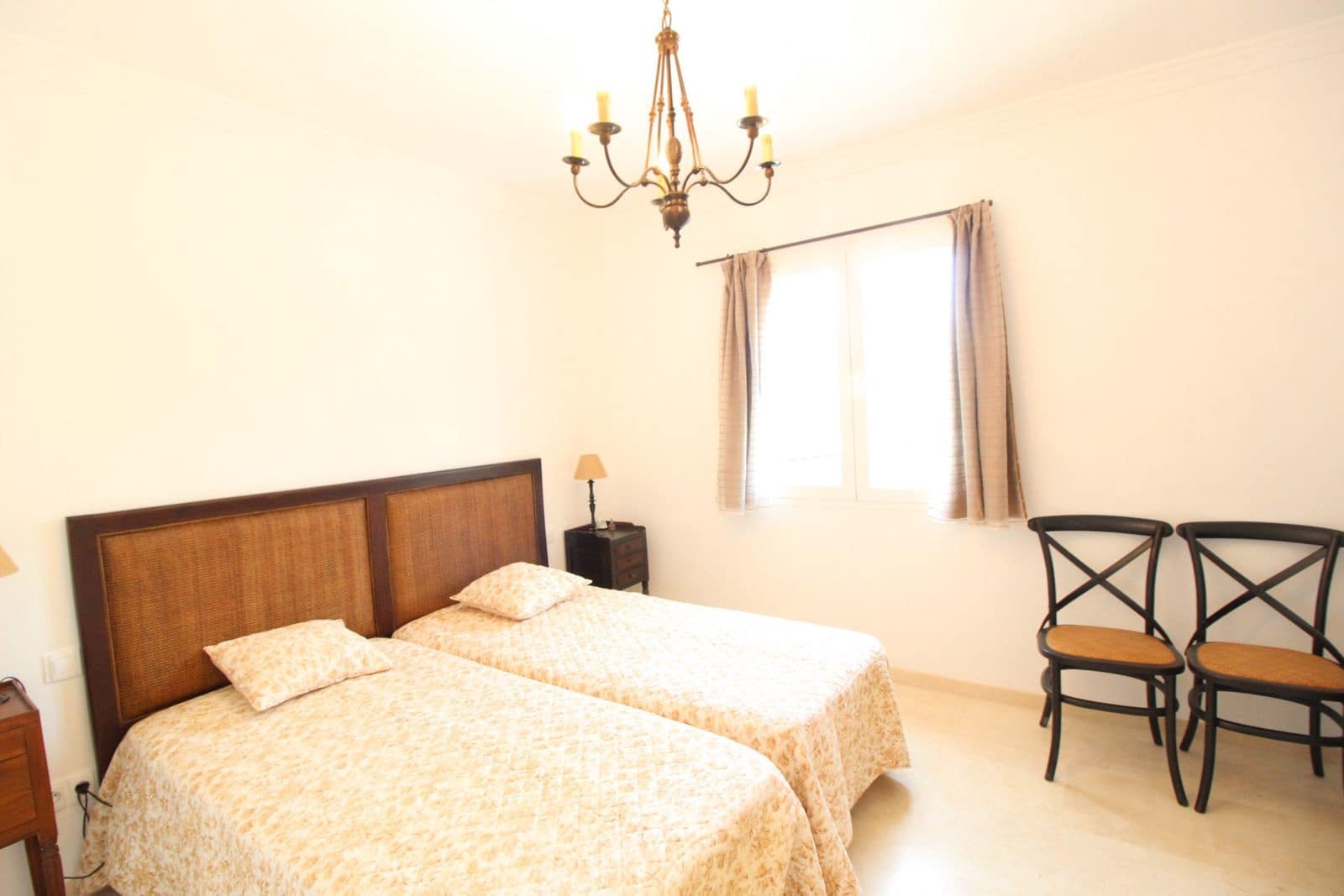 3 slaapkamer Huis te koop in Benahavis - € 740.000 (Ref: 9439732)