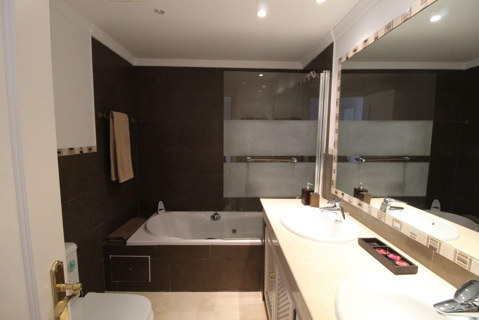 3 slaapkamer Huis te koop in Benahavis - € 740.000 (Ref: 9439732)