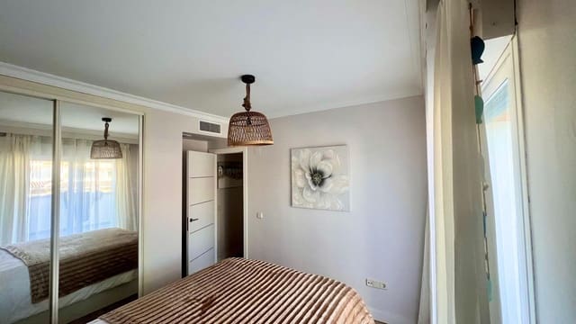 1 sovrum Takvåning till salu i Puerto Banus, Marbella - 413 000 € (Ref: 9439738)