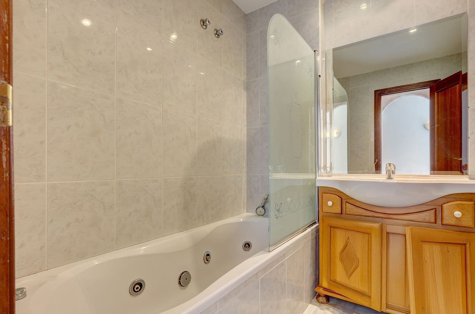 3 soveværelse Byhus til salg i Elviria - € 695.000 (Ref: 9439740)