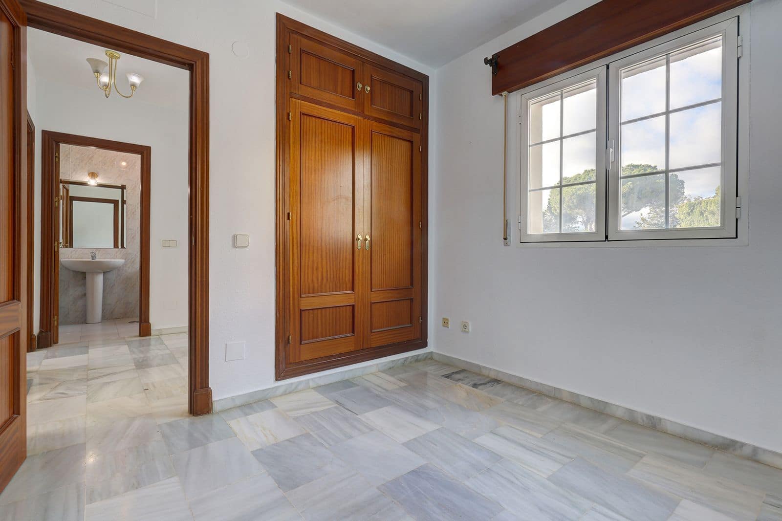 3 soveværelse Byhus til salg i Elviria - € 695.000 (Ref: 9439740)