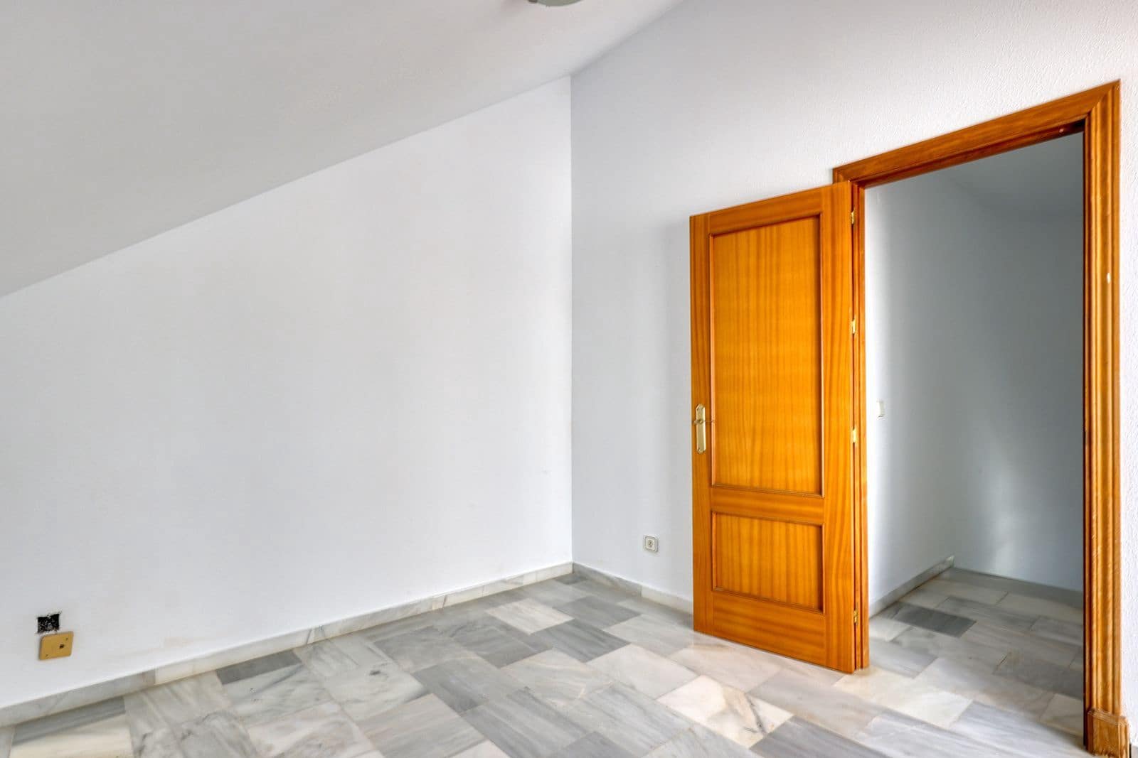 3 soveværelse Byhus til salg i Elviria - € 695.000 (Ref: 9439740)