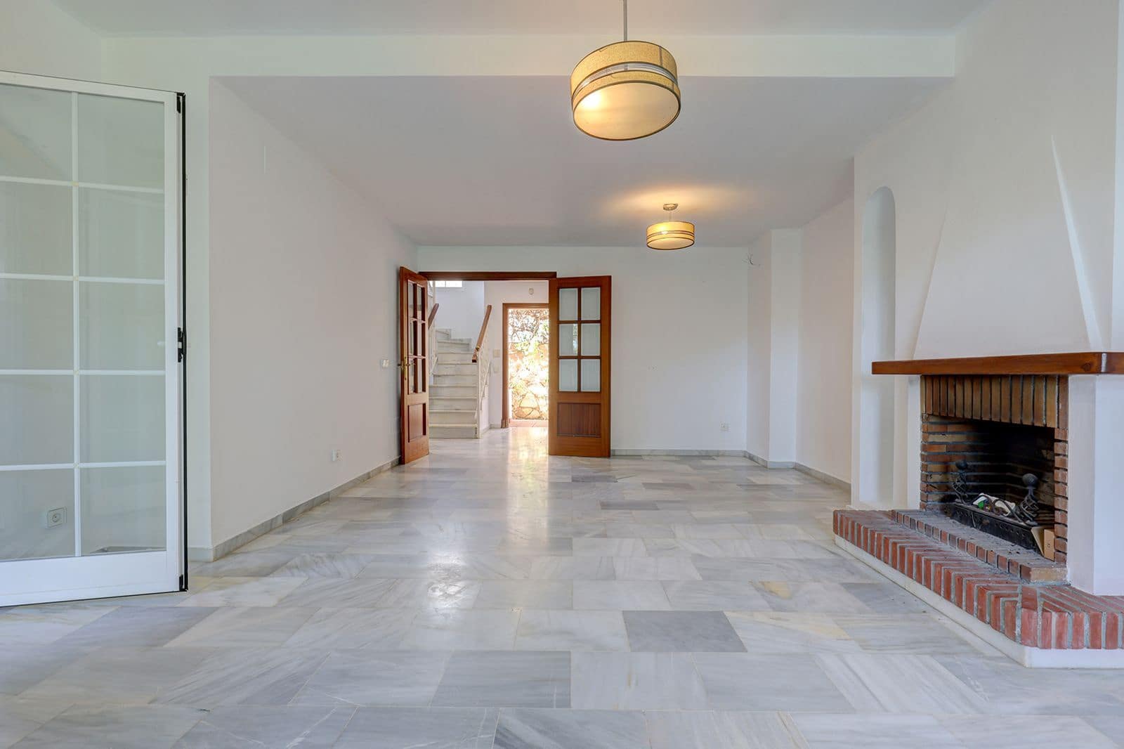 3 soveværelse Byhus til salg i Elviria - € 695.000 (Ref: 9439740)