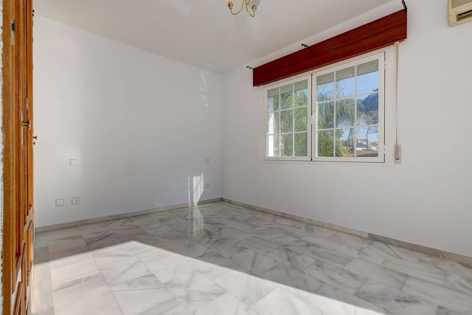 3 soveværelse Byhus til salg i Elviria - € 695.000 (Ref: 9439740)