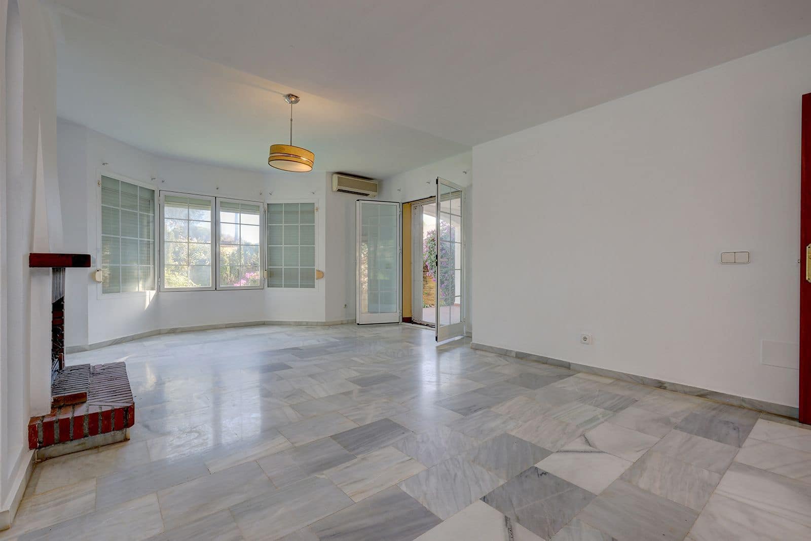 3 soveværelse Byhus til salg i Elviria - € 695.000 (Ref: 9439740)