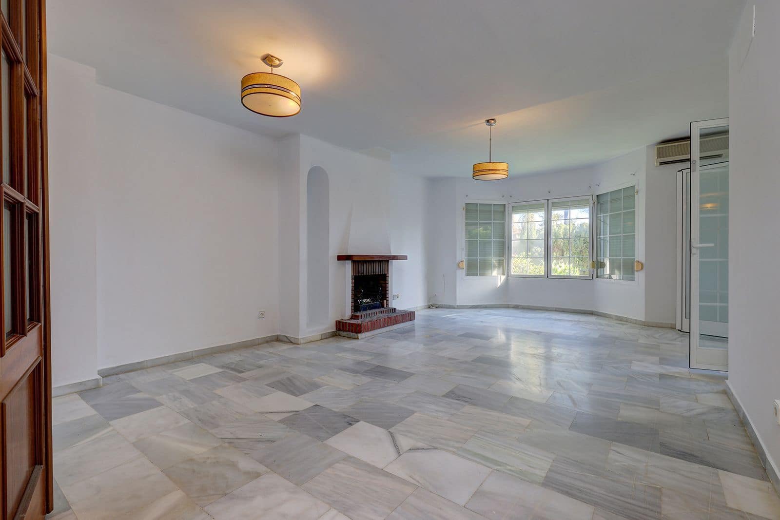 3 soveværelse Byhus til salg i Elviria - € 695.000 (Ref: 9439740)