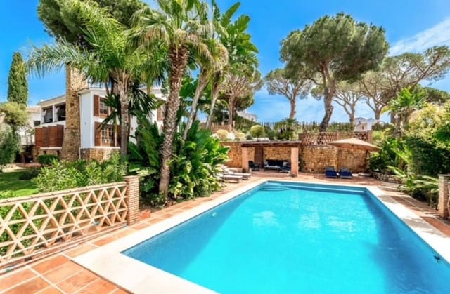 7 soveværelse Villa til salg i Elviria, Marbella - € 2.395.000 (Ref: 9439741)