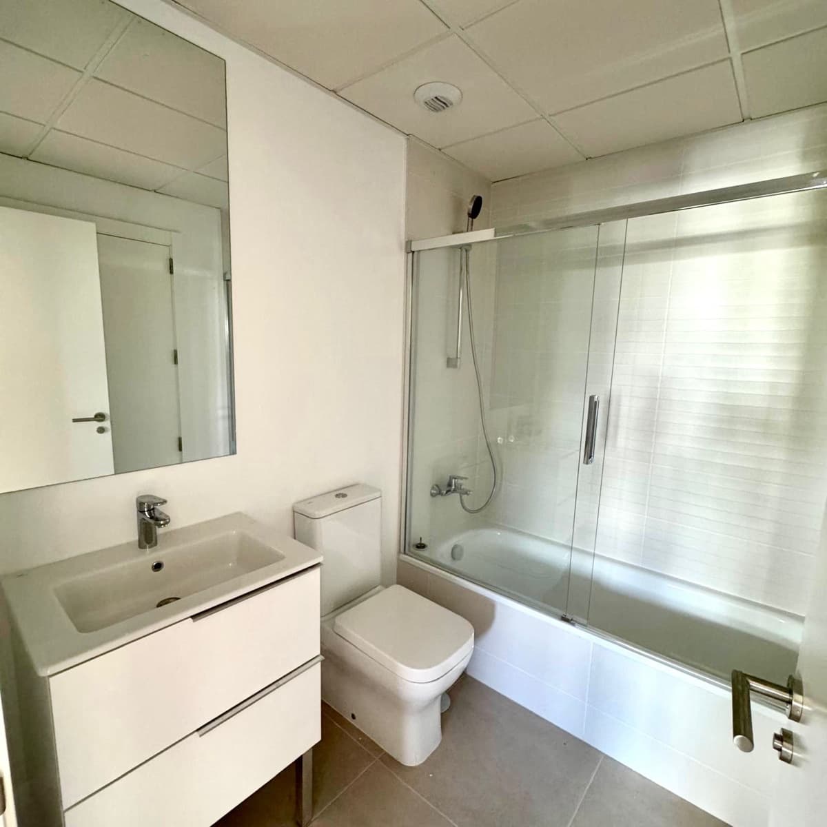 2 soveværelse Lejlighed til salg i Bel-Air - € 530.000 (Ref: 9439744)