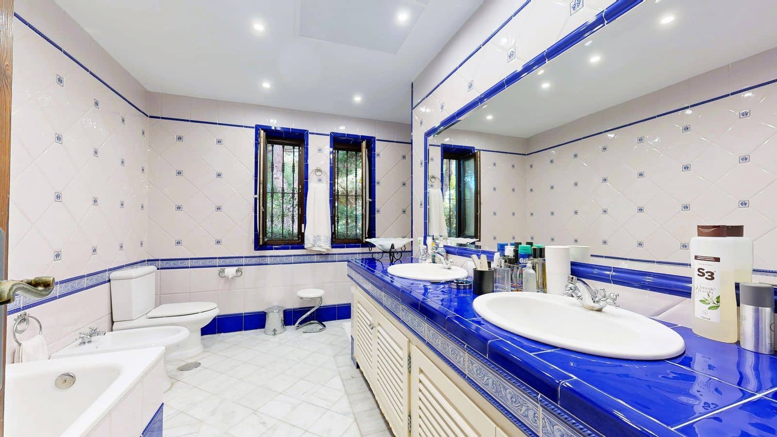 7 quarto Moradia para venda em Calahonda - 2 950 000 € (Ref: 9439748)