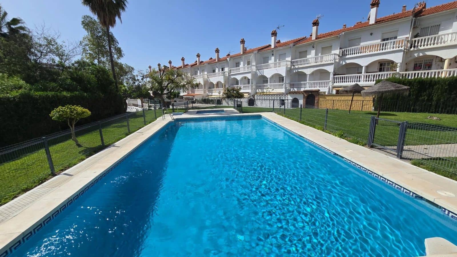 3 soverom Hus til salgs i Benalmadena - € 529 000 (Ref: 9439752)