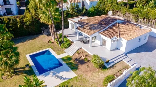 4 soverom Villa til salgs i Atalaya-Isdabe, Estepona - € 1 595 000 (Ref: 9439756)