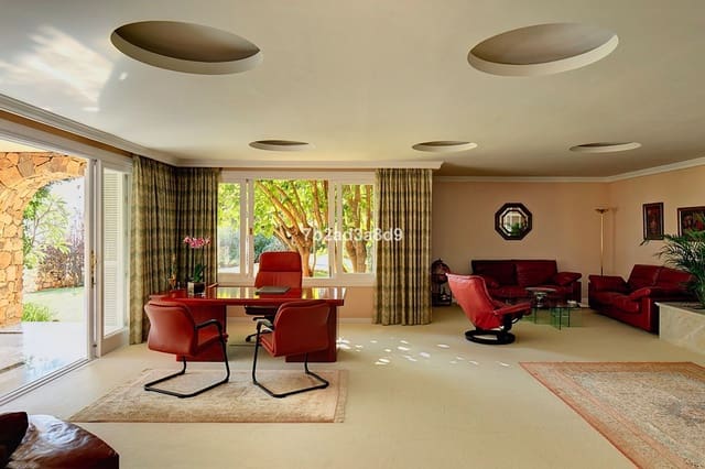 10 soverom Villa til salgs i Río Real, Marbella - € 10 000 000 (Ref: 9439760)