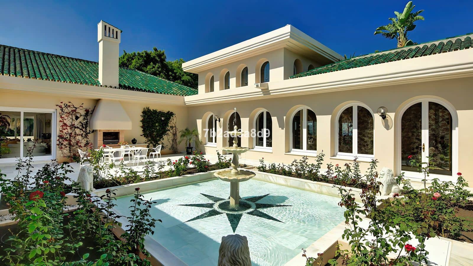 10 sypialnia Willa na sprzedaż w Rio Real - 10 000 000 € (Ref: 9439760)