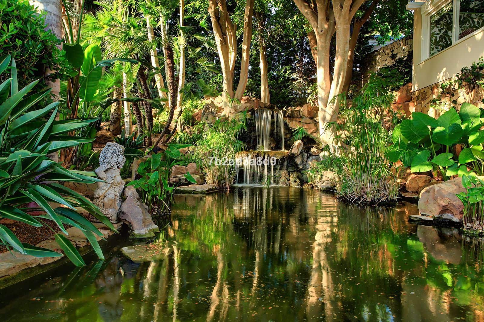 10 sypialnia Willa na sprzedaż w Rio Real - 10 000 000 € (Ref: 9439760)