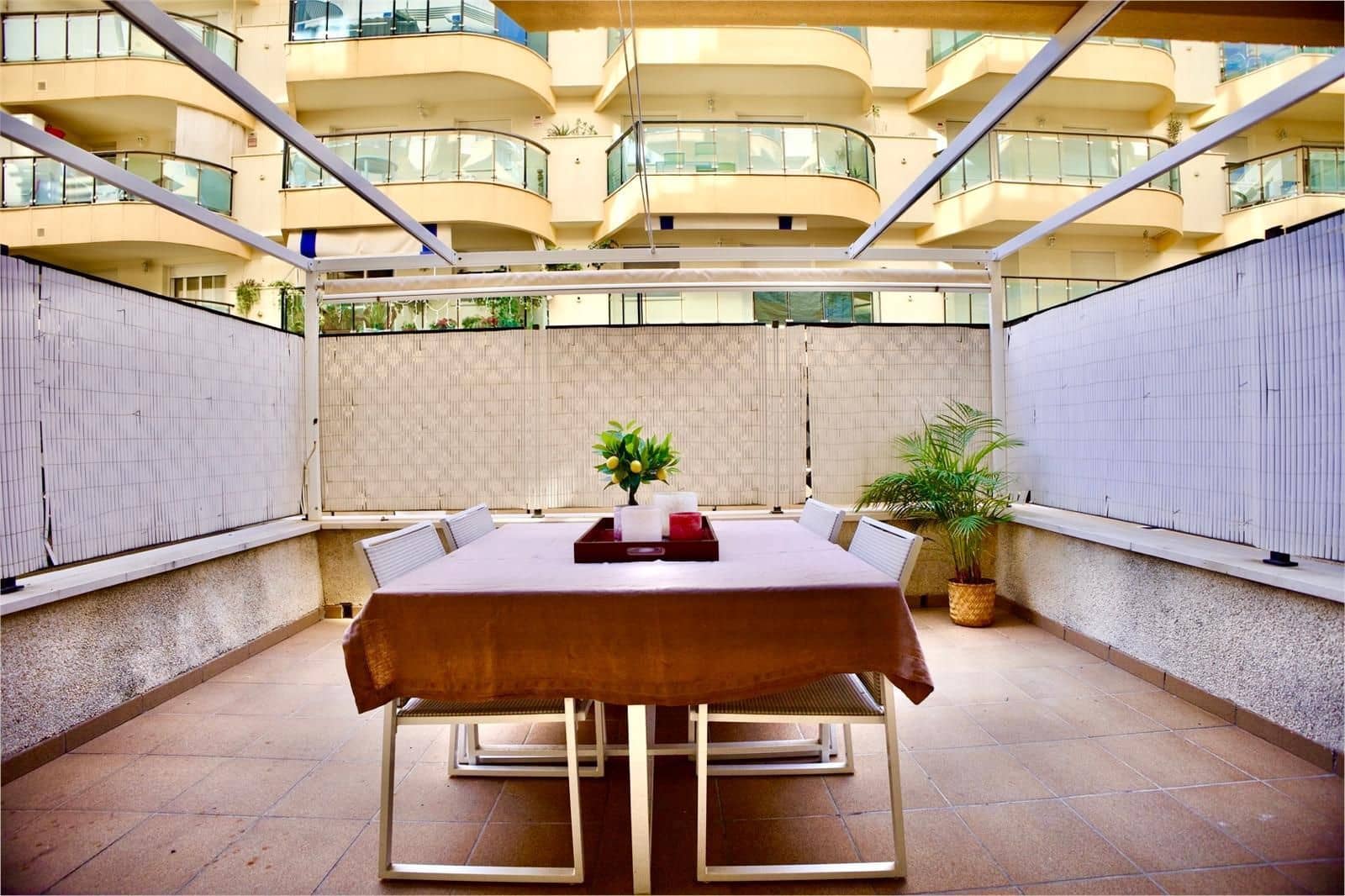 1 soveværelse Lejlighed til salg i Estepona - € 315.000 (Ref: 9439764)