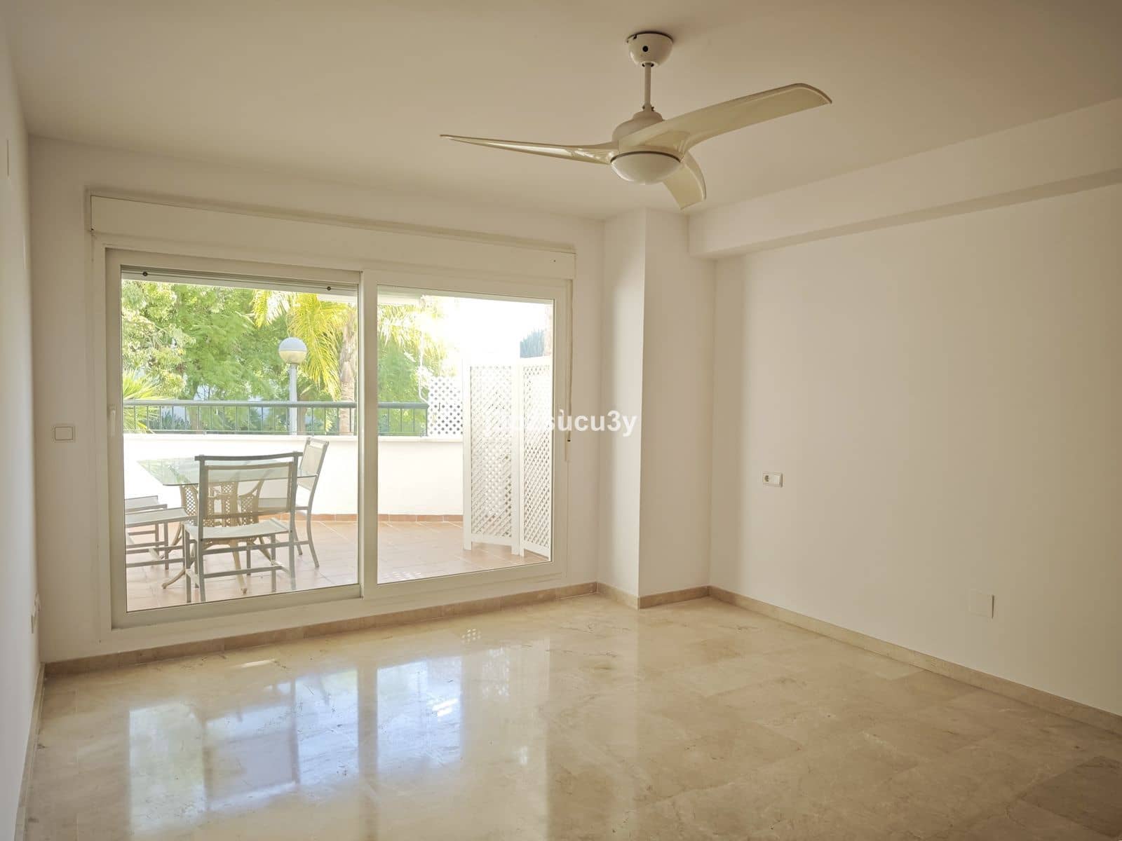 2 sypialnia Apartament na sprzedaż w Guadalmina - 389 900 € (Ref: 9439769)