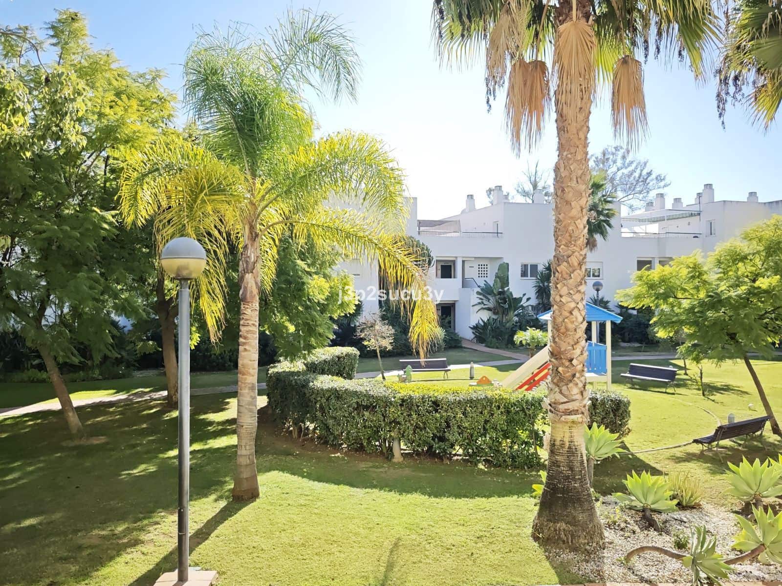 2 sypialnia Apartament na sprzedaż w Guadalmina - 389 900 € (Ref: 9439769)