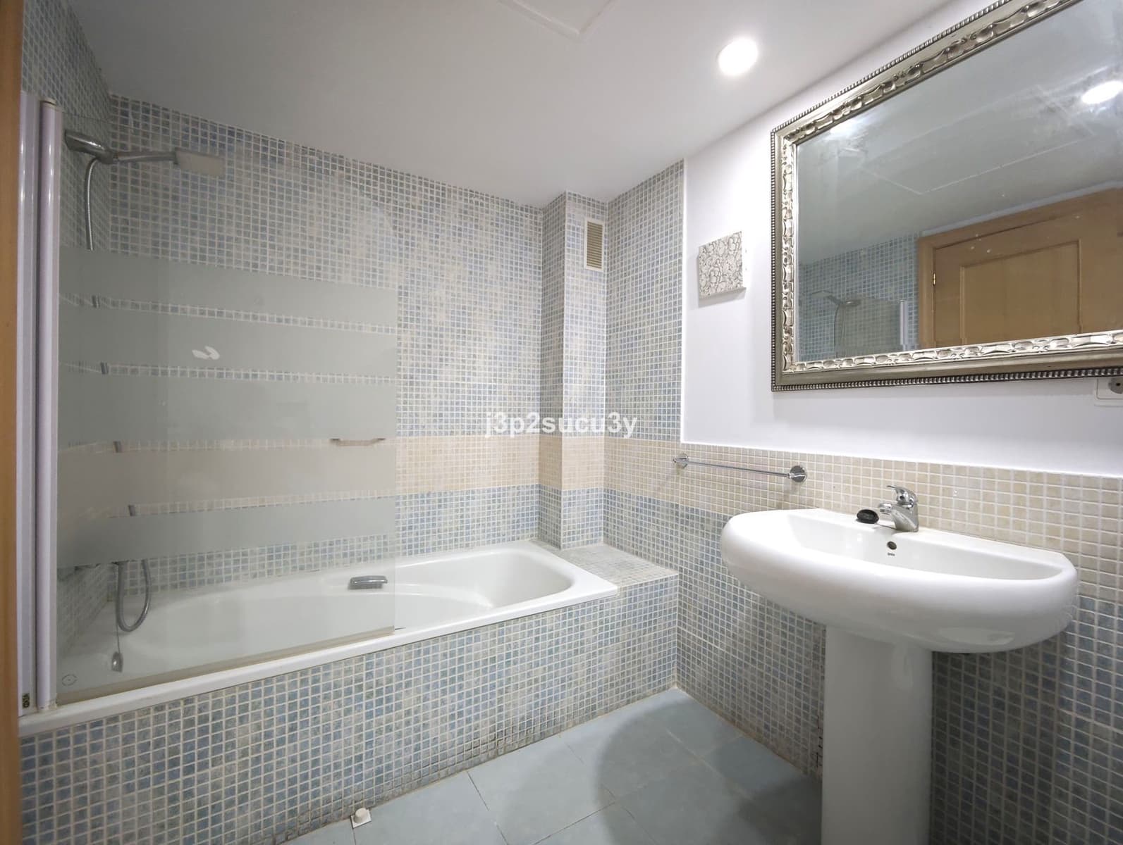 2 sypialnia Apartament na sprzedaż w Guadalmina - 389 900 € (Ref: 9439769)