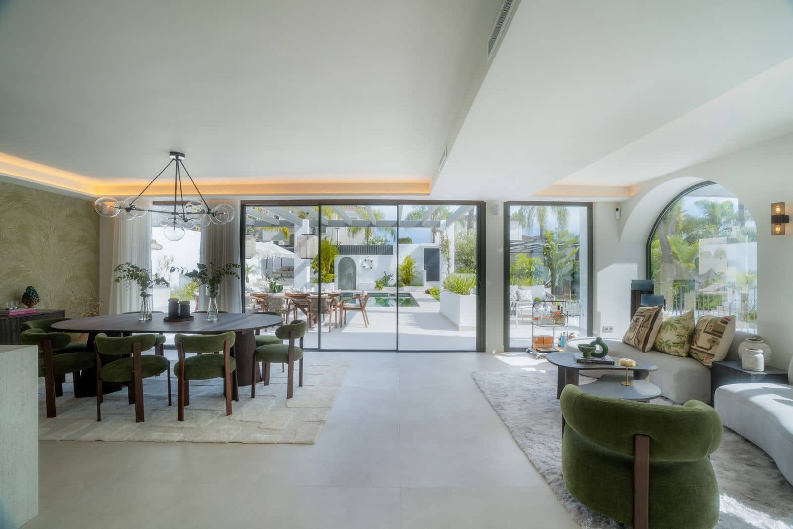 6 soveværelse Villa til salg i Nueva Andalucia - € 4.975.000 (Ref: 9439781)