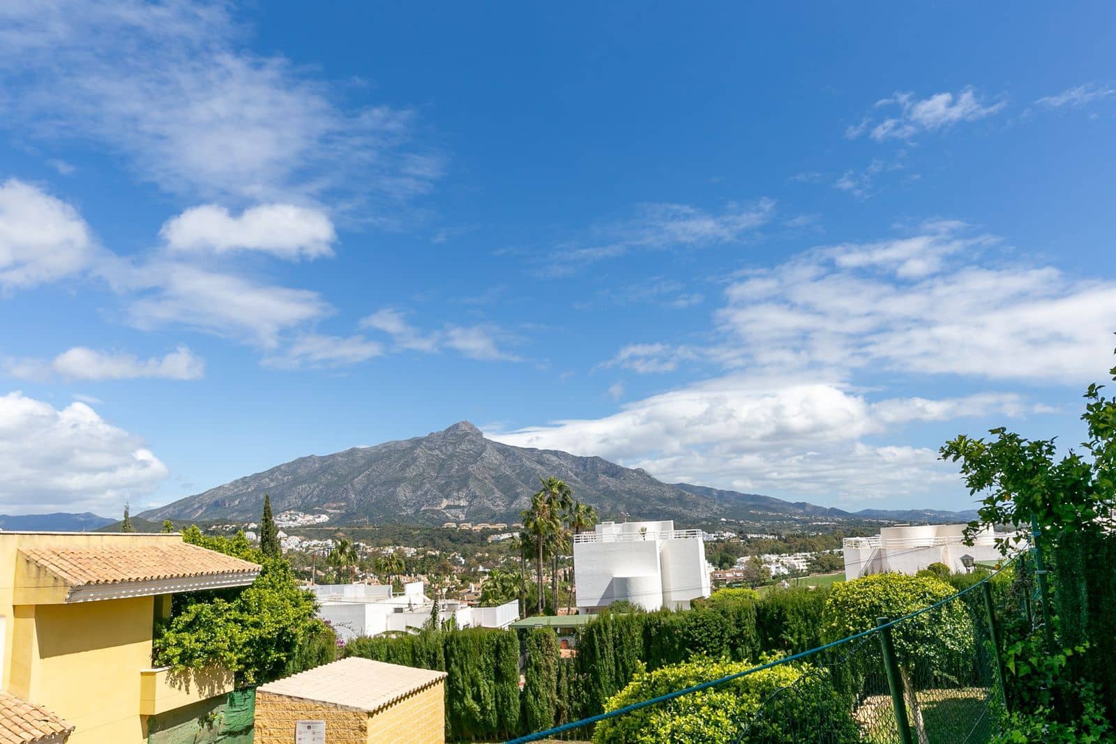 1 sovrum Lägenhet till salu i Nueva Andalucia - 325 000 € (Ref: 9439783)