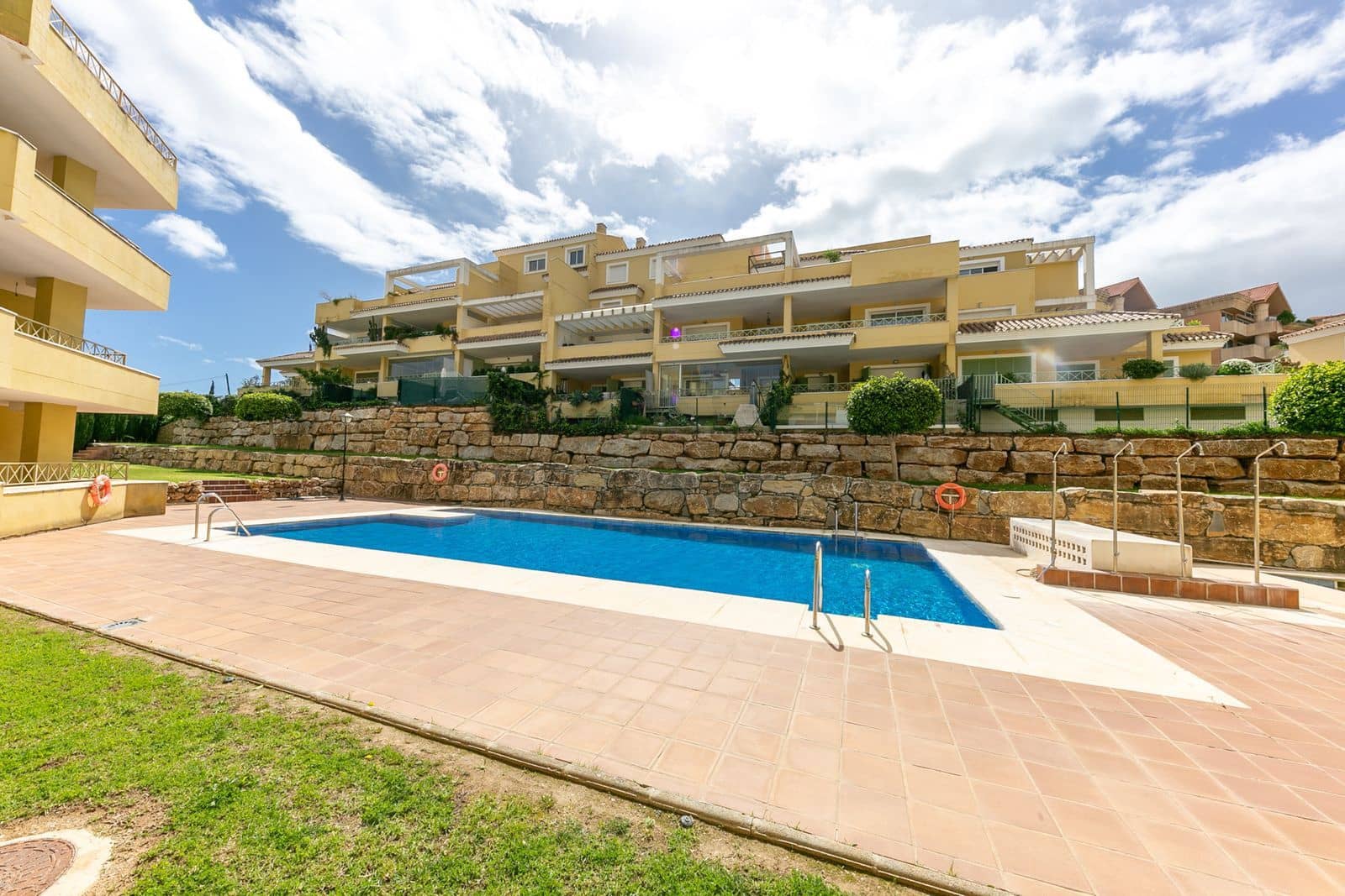 1 sovrum Lägenhet till salu i Nueva Andalucia - 325 000 € (Ref: 9439783)