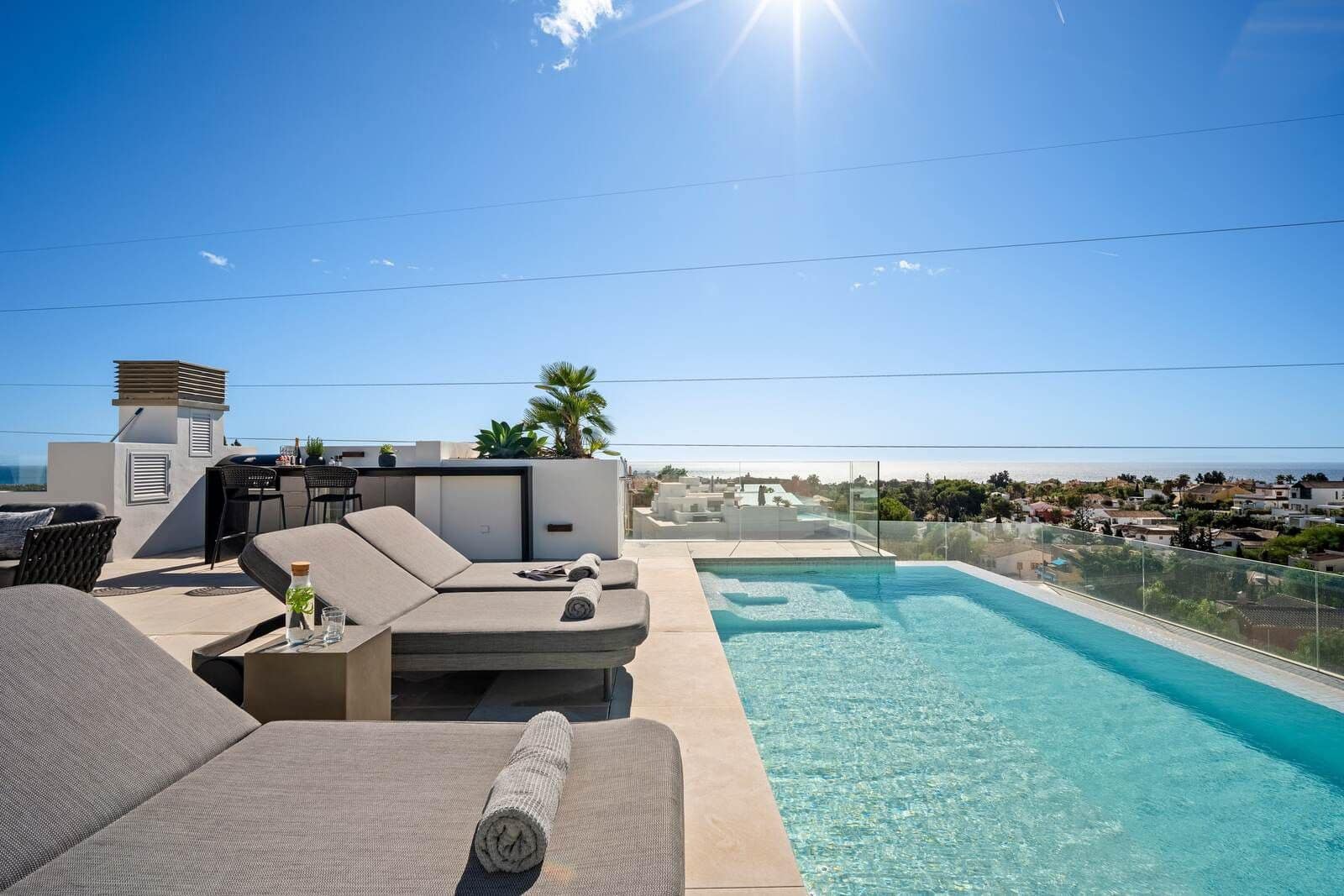 4 quarto Moradia Geminada para venda em Nueva Andalucia - 4 450 000 € (Ref: 9439790)