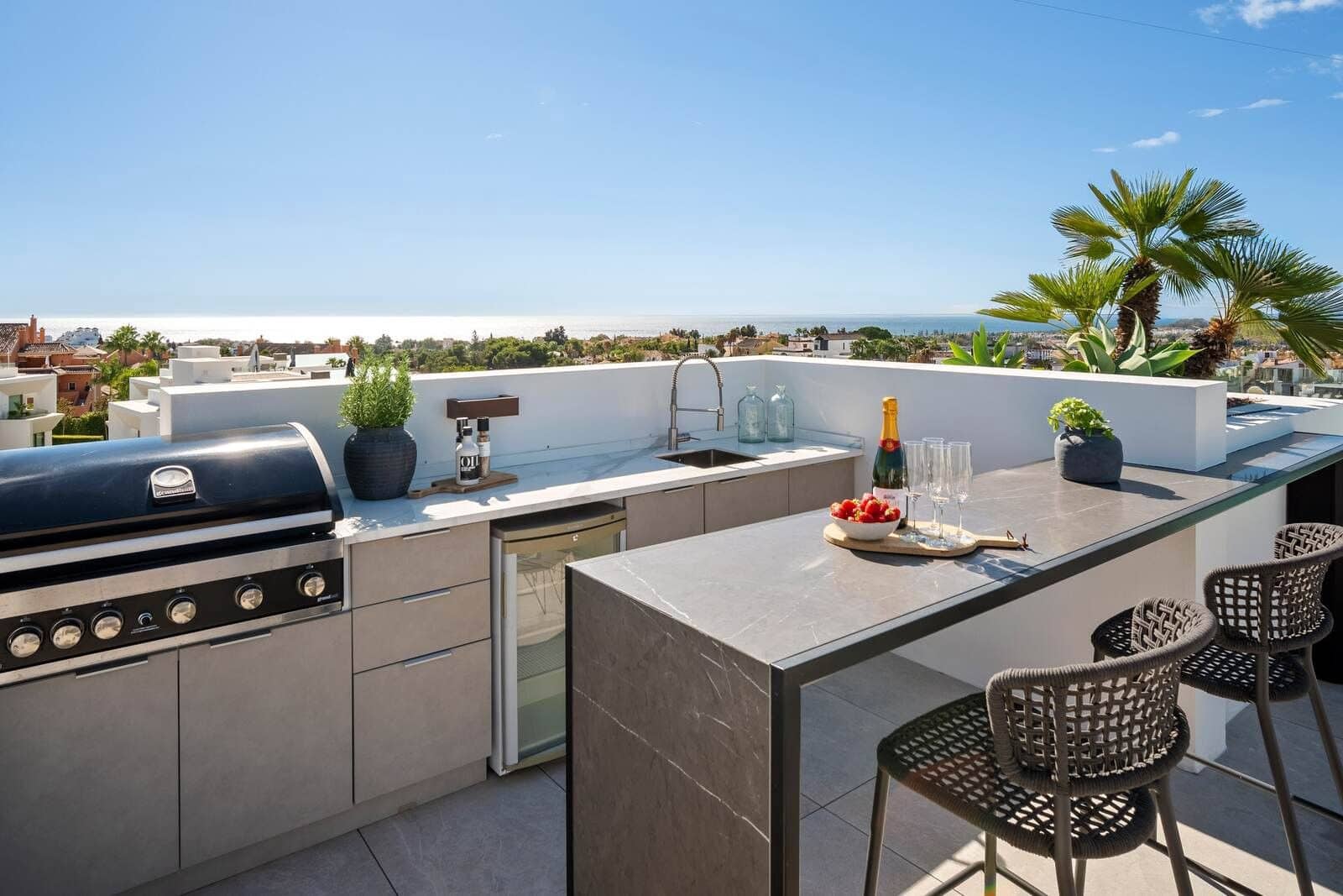 4 quarto Moradia Geminada para venda em Nueva Andalucia - 4 450 000 € (Ref: 9439790)