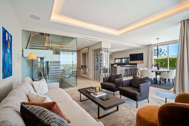 4 soveværelse Semi-Rækkehus til salg i Nueva Andalucia, Marbella - € 4.450.000 (Ref: 9439790)