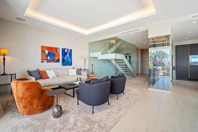 4 soveværelse Semi-Rækkehus til salg i Nueva Andalucia, Marbella - € 4.450.000 (Ref: 9439790)