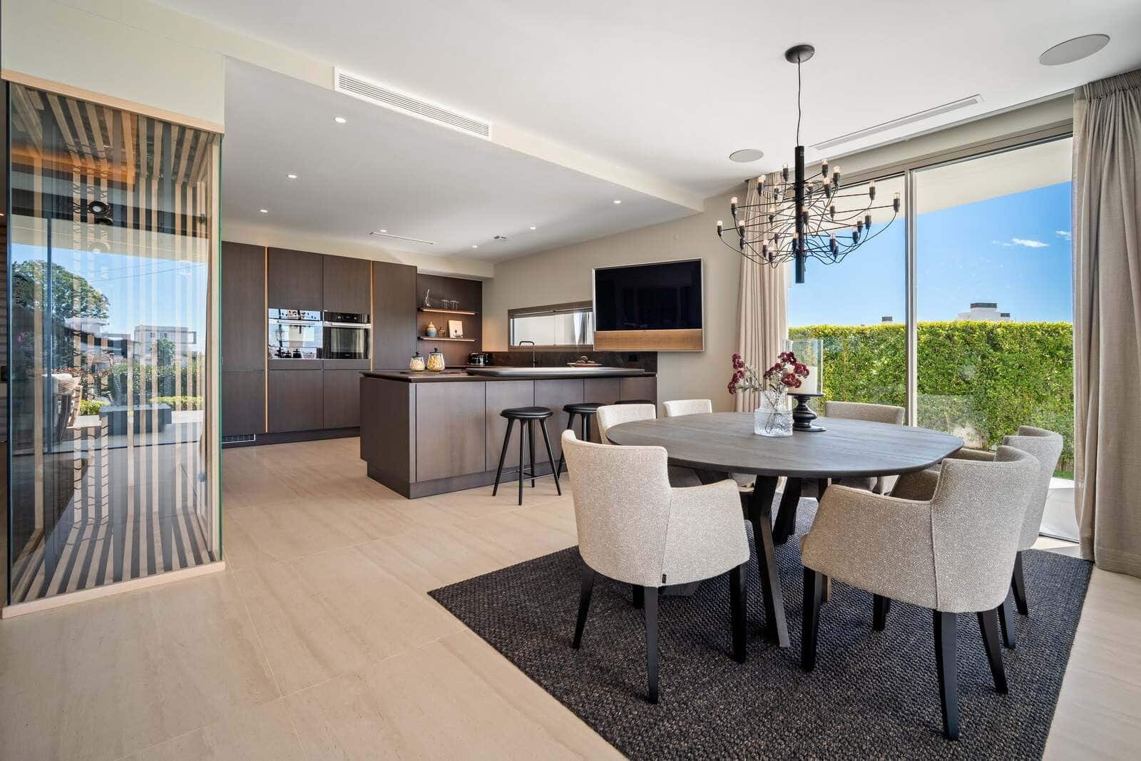 4 quarto Moradia Geminada para venda em Nueva Andalucia - 4 450 000 € (Ref: 9439790)