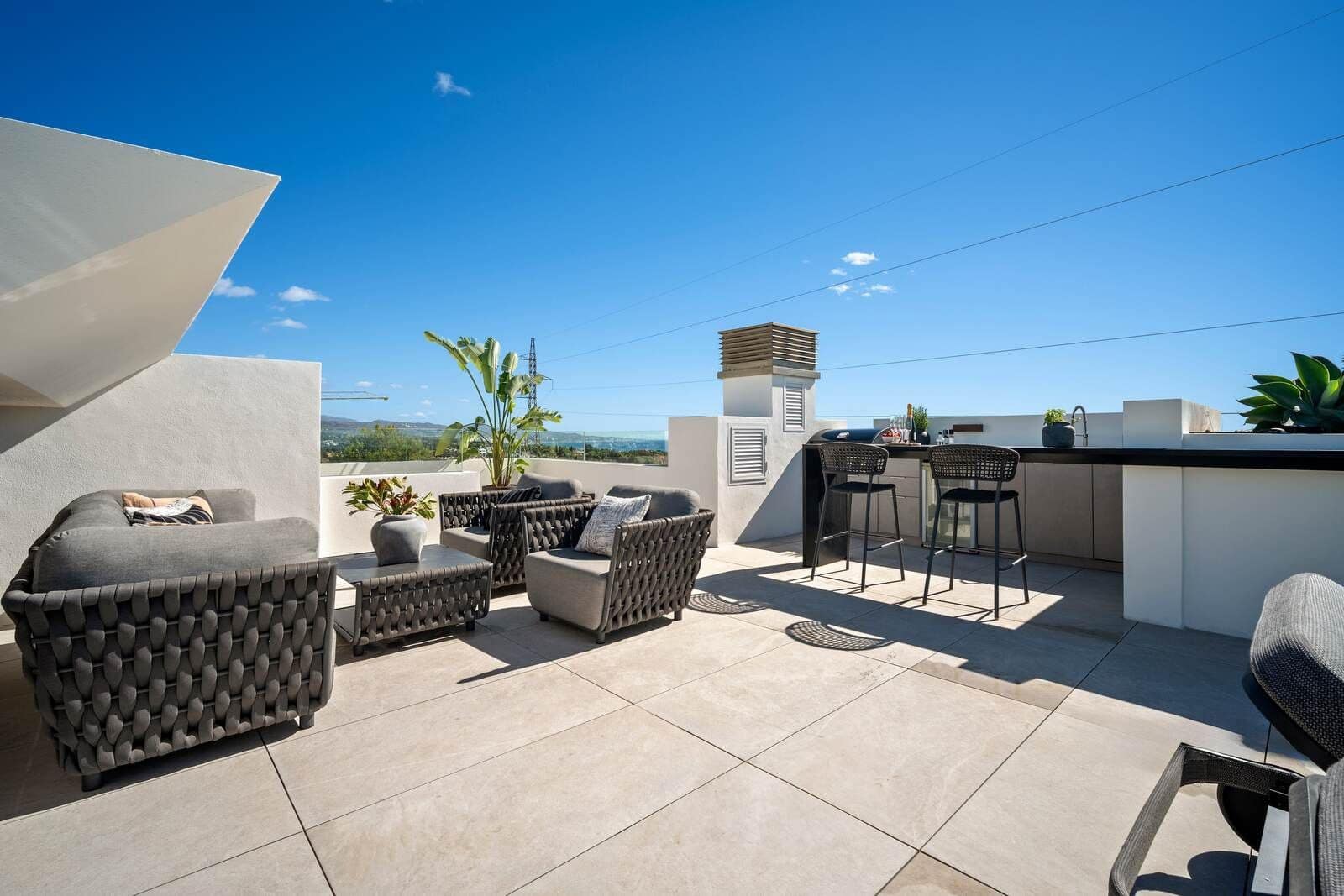 4 quarto Moradia Geminada para venda em Nueva Andalucia - 4 450 000 € (Ref: 9439790)