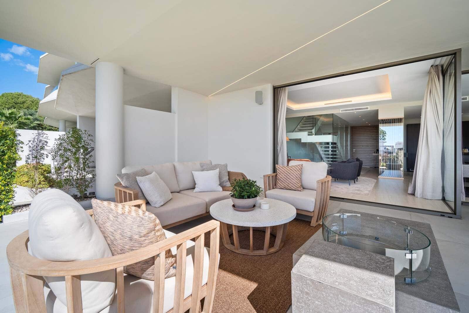 4 quarto Moradia Geminada para venda em Nueva Andalucia - 4 450 000 € (Ref: 9439790)