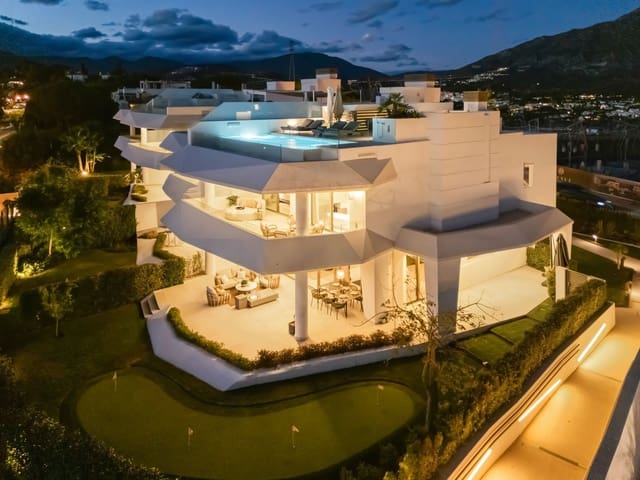 4 soveværelse Semi-Rækkehus til salg i Nueva Andalucia, Marbella - € 4.450.000 (Ref: 9439790)