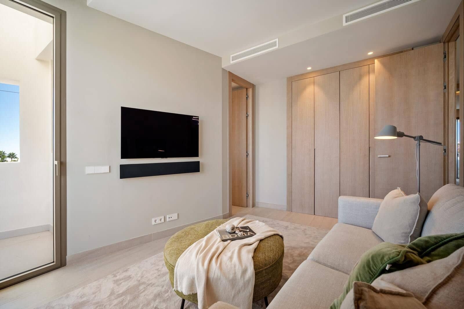 4 quarto Moradia Geminada para venda em Nueva Andalucia - 4 450 000 € (Ref: 9439790)