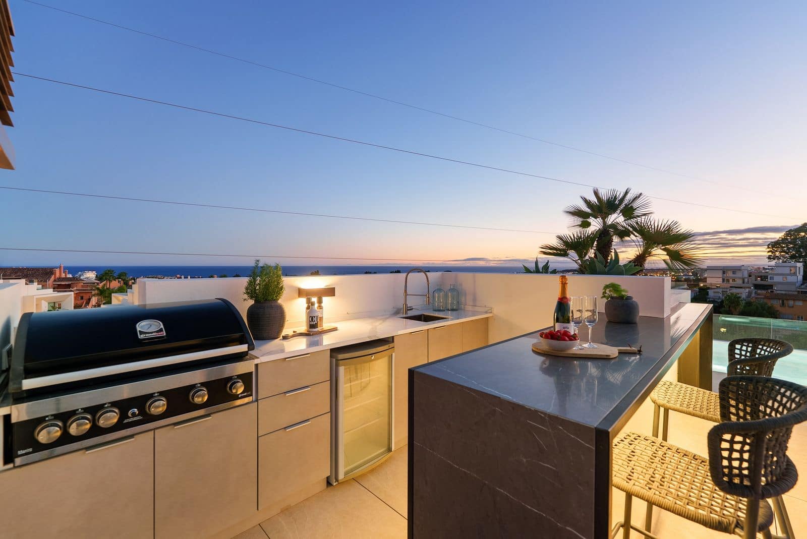 4 quarto Moradia Geminada para venda em Nueva Andalucia - 4 450 000 € (Ref: 9439790)