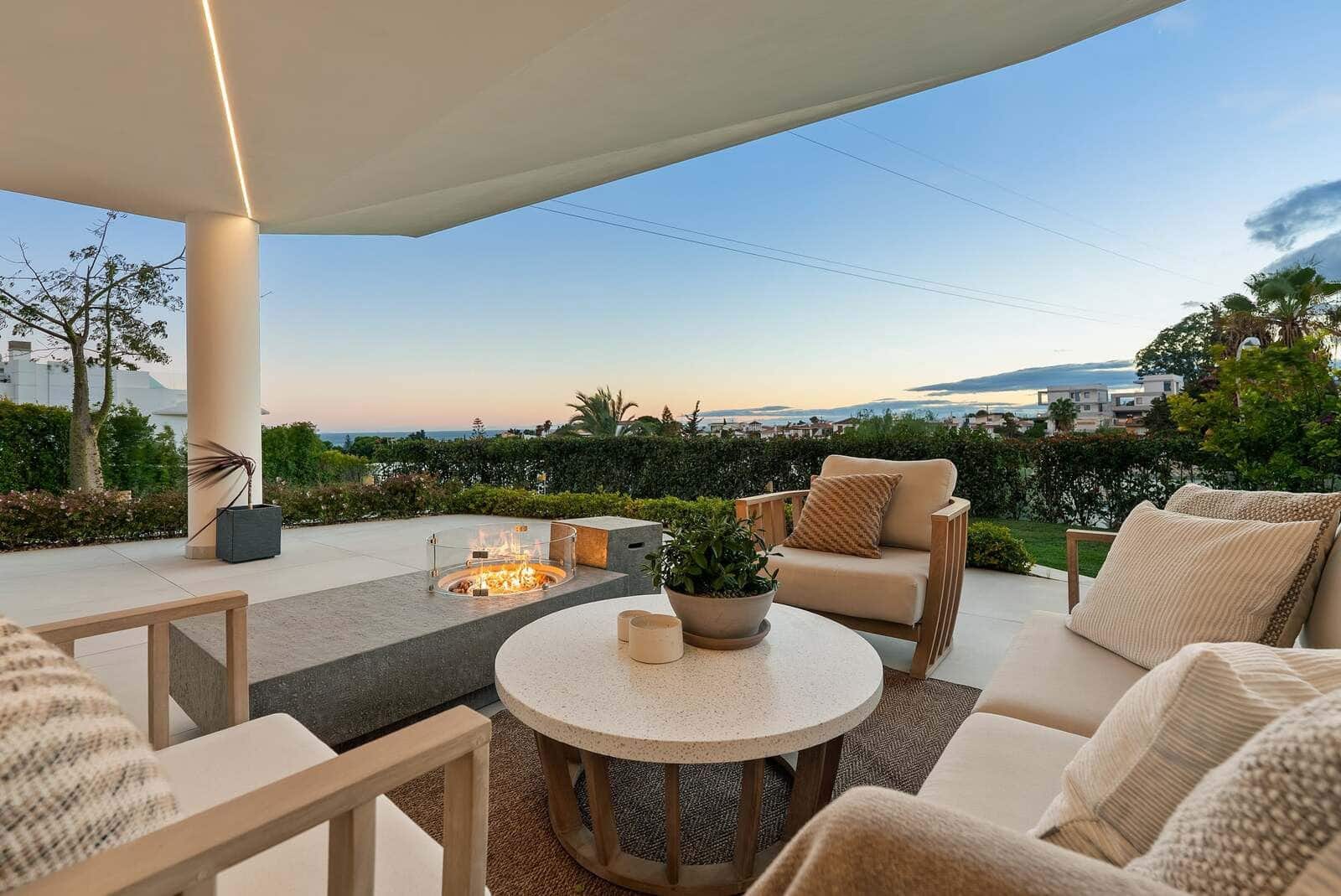 4 quarto Moradia Geminada para venda em Nueva Andalucia - 4 450 000 € (Ref: 9439790)