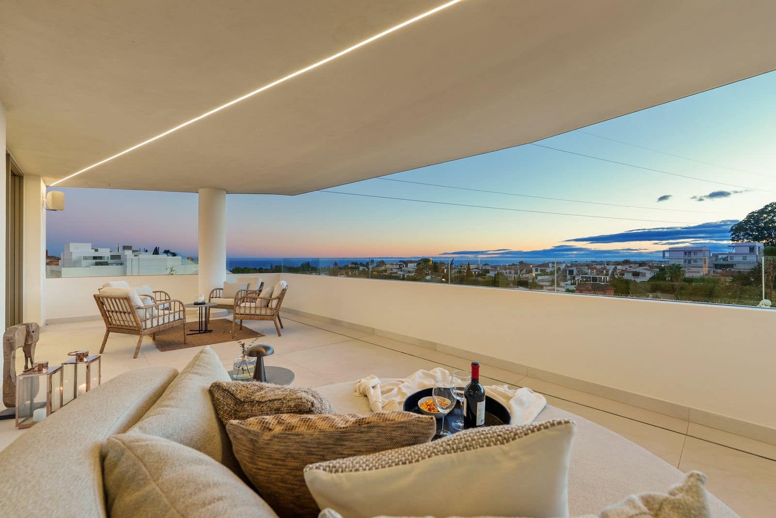 4 quarto Moradia Geminada para venda em Nueva Andalucia - 4 450 000 € (Ref: 9439790)