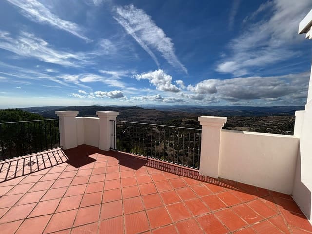 3 soveværelse Semi-Rækkehus til salg i Casares - € 318.000 (Ref: 9439803)