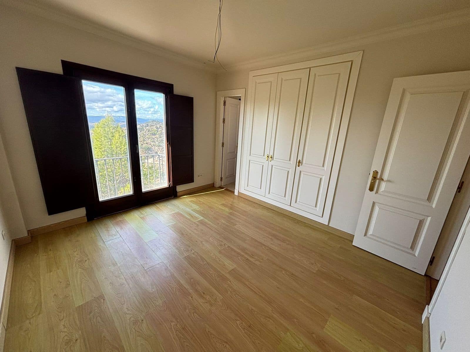 3 slaapkamer Halfvrijstaande villa te koop in Casares - € 318.000 (Ref: 9439803)