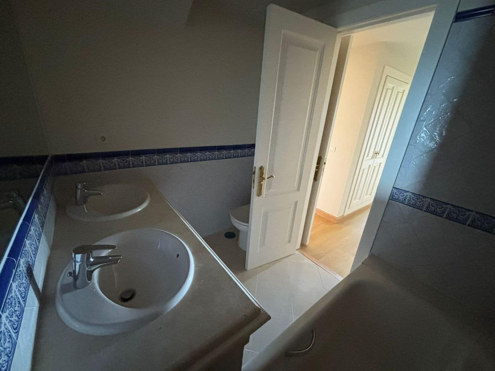 3 slaapkamer Halfvrijstaande villa te koop in Casares - € 318.000 (Ref: 9439803)