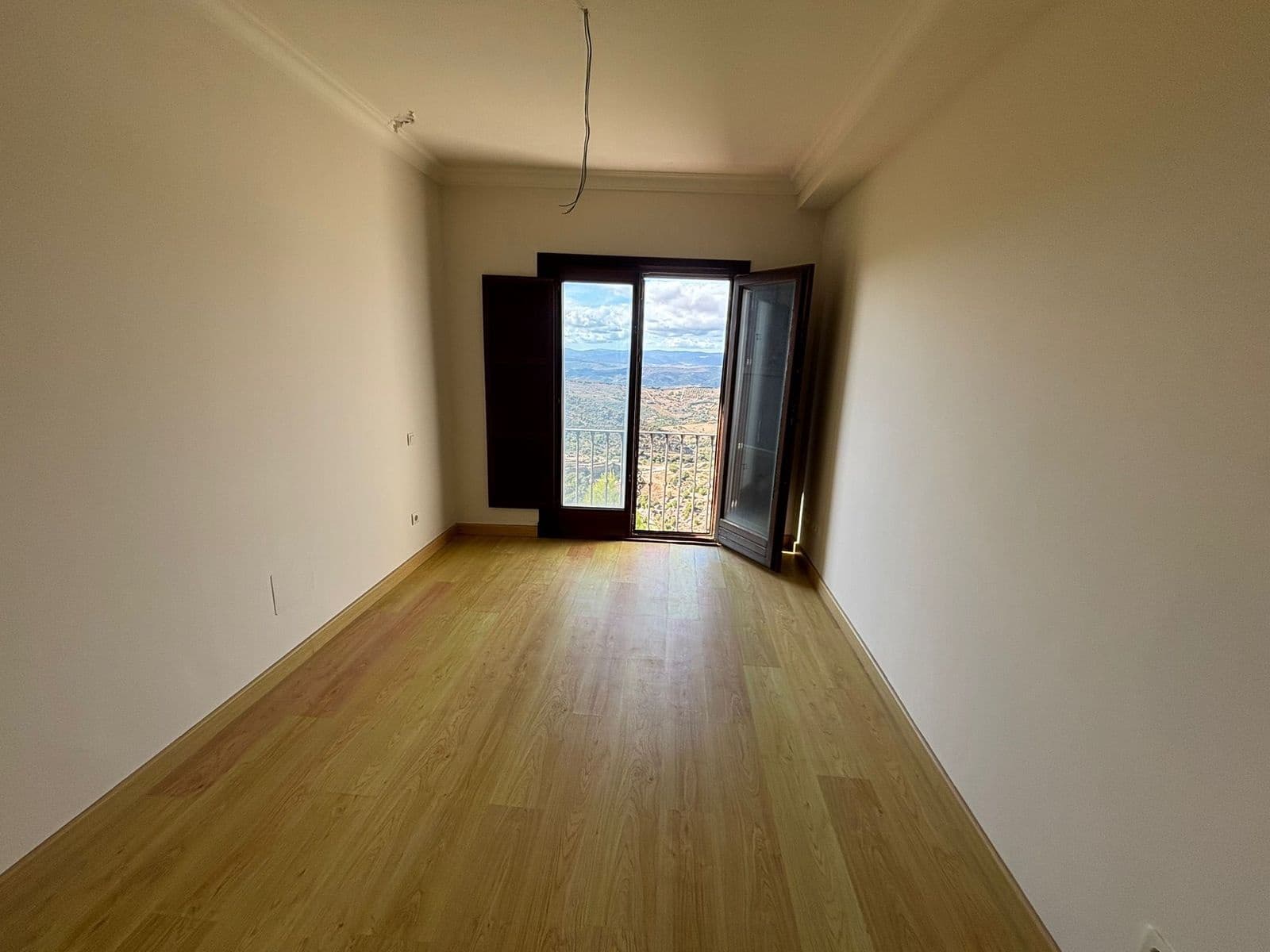 3 slaapkamer Halfvrijstaande villa te koop in Casares - € 318.000 (Ref: 9439803)