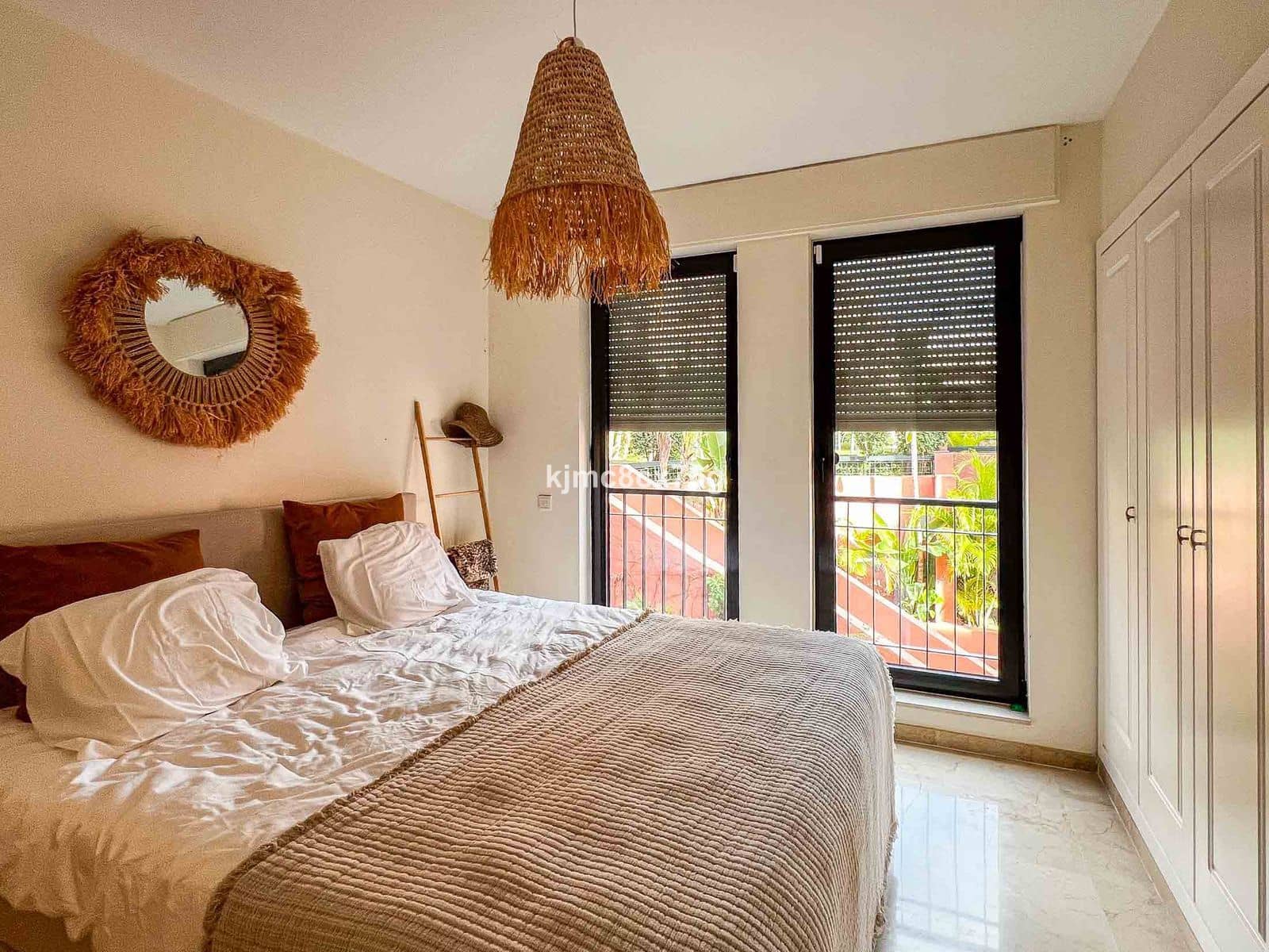 2 soveværelse Lejlighed til salg i Calahonda - € 429.000 (Ref: 9439807)