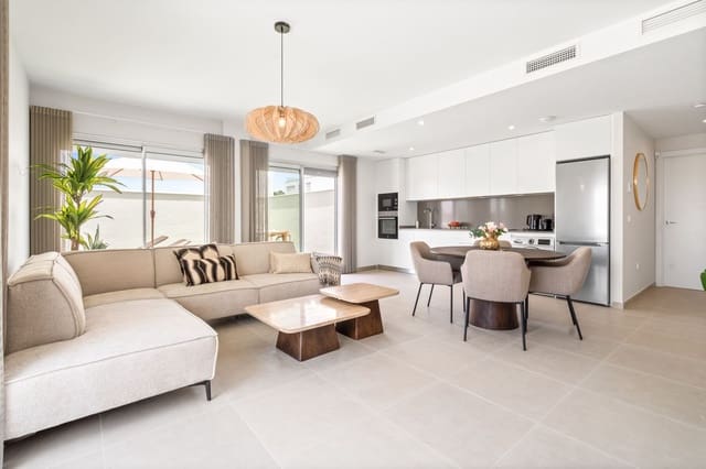 2 bedroom Penthouse for sale in New Golden Mile, Estepona - € 550,000 (Ref: 9439811)