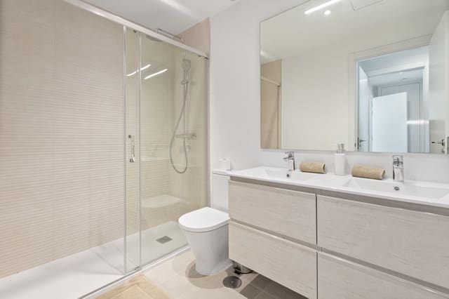 2 bedroom Penthouse for sale in New Golden Mile, Estepona - € 550,000 (Ref: 9439811)