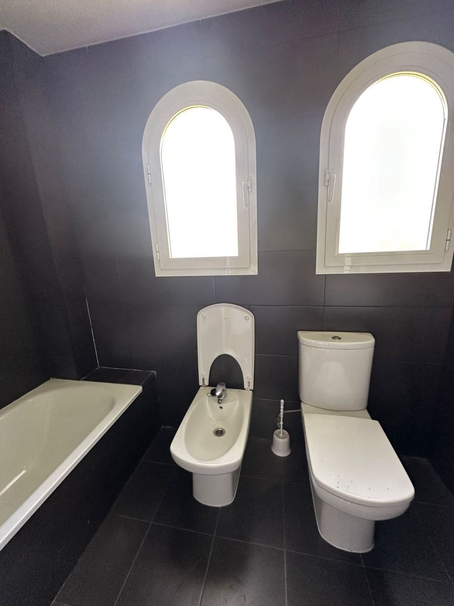 3 sypialnia Dom blizniak na sprzedaż w Calahonda - 452 000 € (Ref: 9439815)