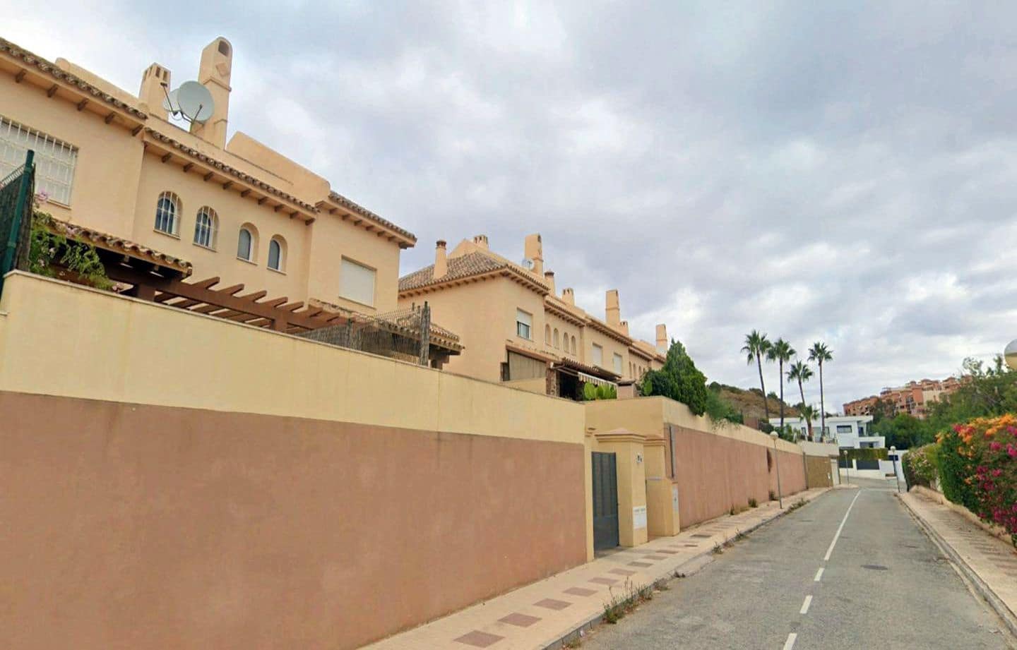 3 sypialnia Dom blizniak na sprzedaż w Calahonda - 452 000 € (Ref: 9439815)