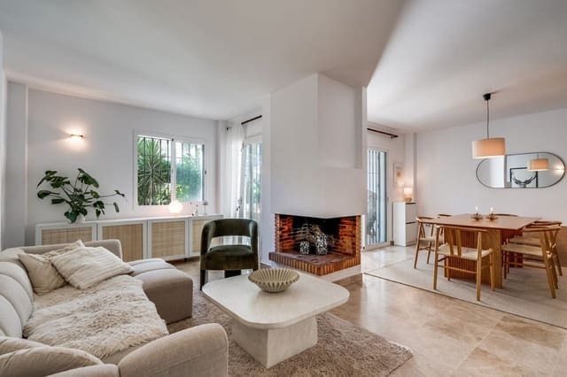 4 makuuhuone Omakotitalo myytävänä paikassa Nueva Andalucia, Marbella - 755 000 € (Ref: 9439816)