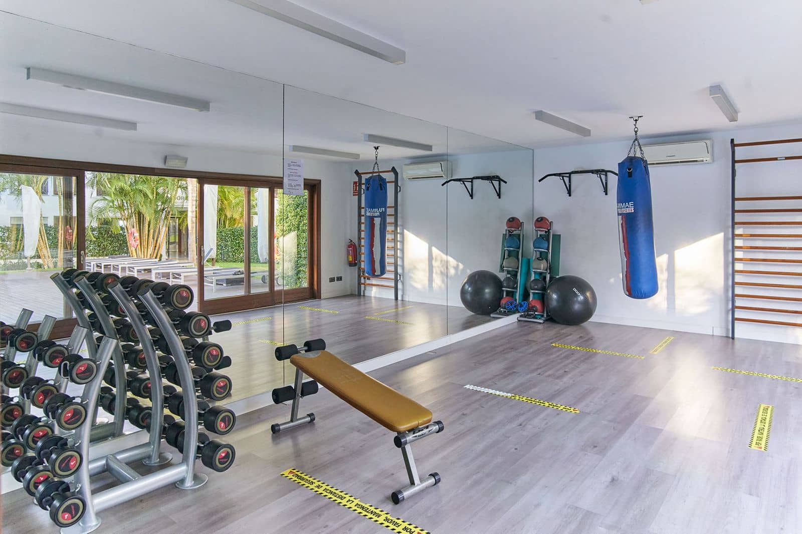 3 sypialnia Apartament na sprzedaż w Estepona - 1 750 000 € (Ref: 9439821)