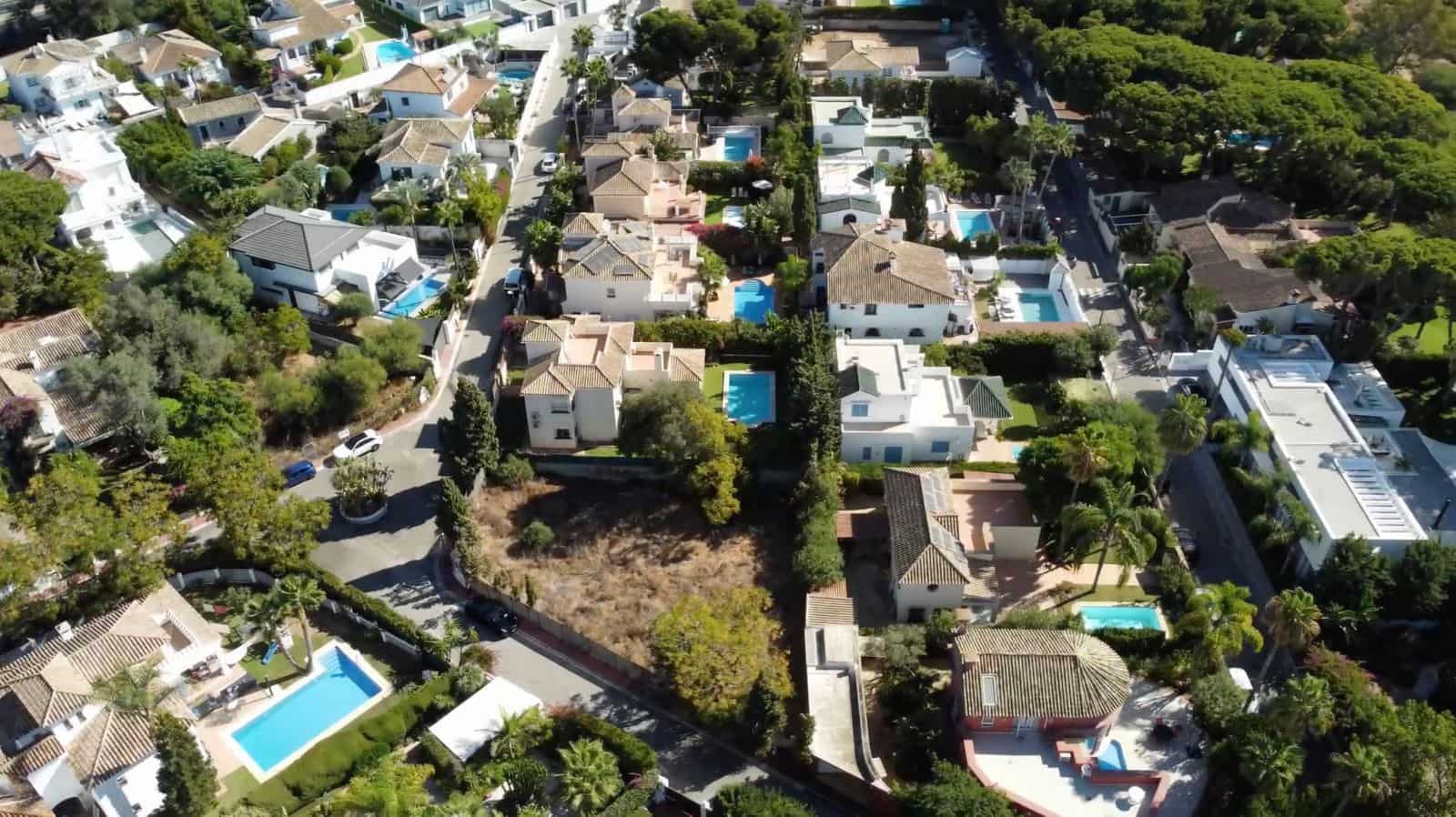 Tontti myytävänä paikassa Cabopino - 890 000 € (Ref: 9439826)