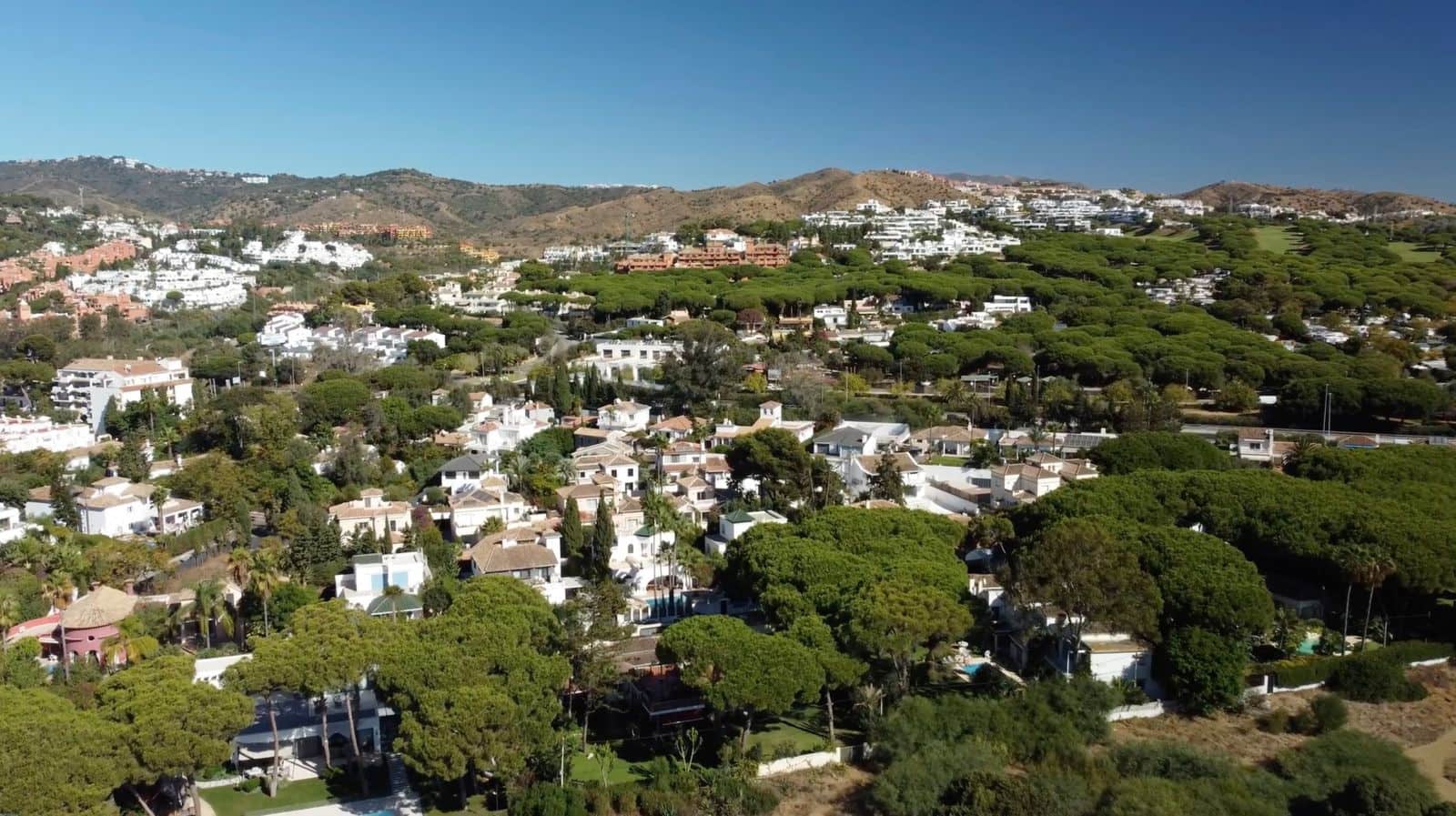 Tontti myytävänä paikassa Cabopino - 890 000 € (Ref: 9439826)